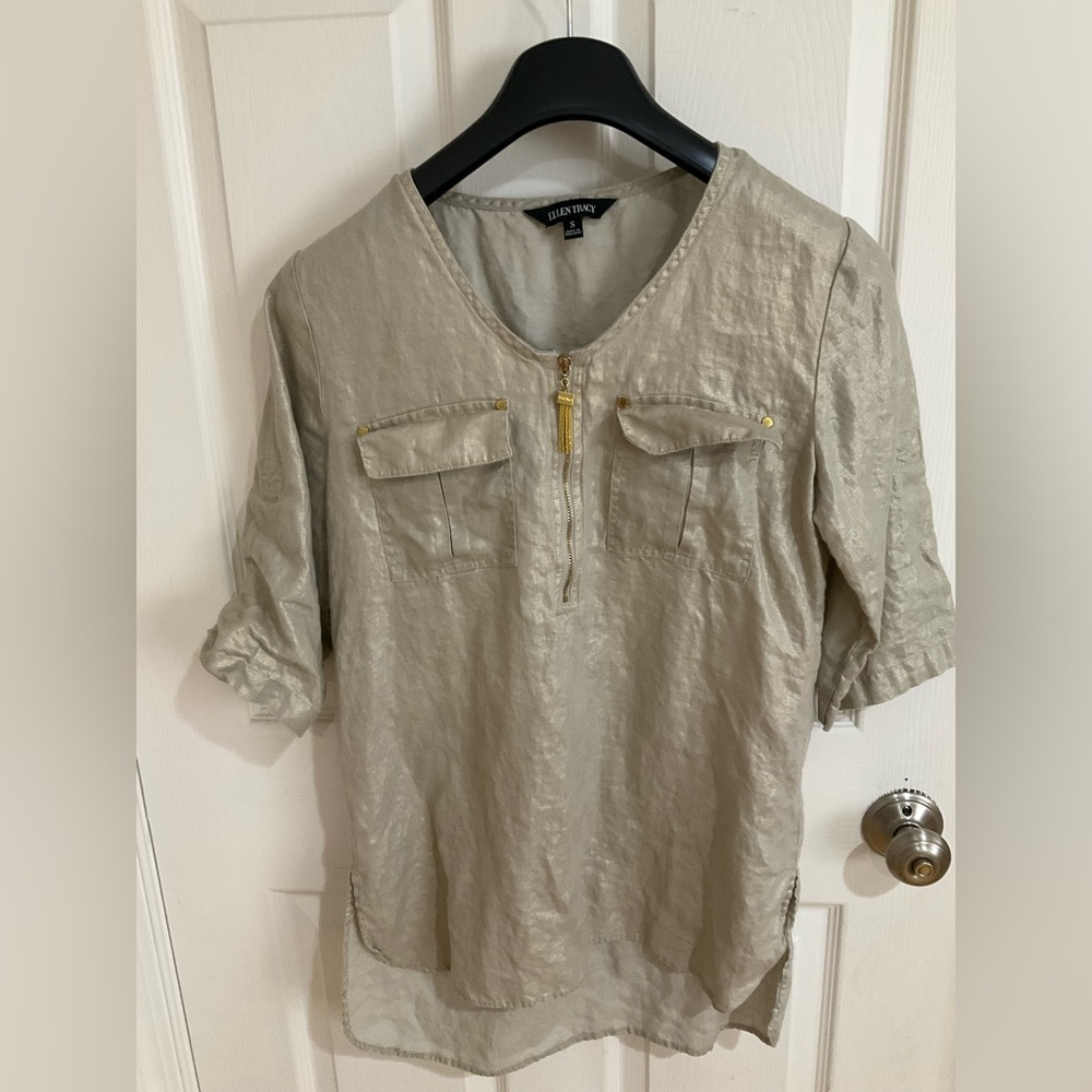 EllenTracy Gold Button Linen Blouse